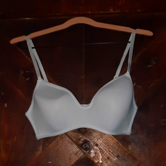 🌟3/50 (Bundle) Sport's Style Bra (No Wire)Bundle Set - Picture 9 of 13